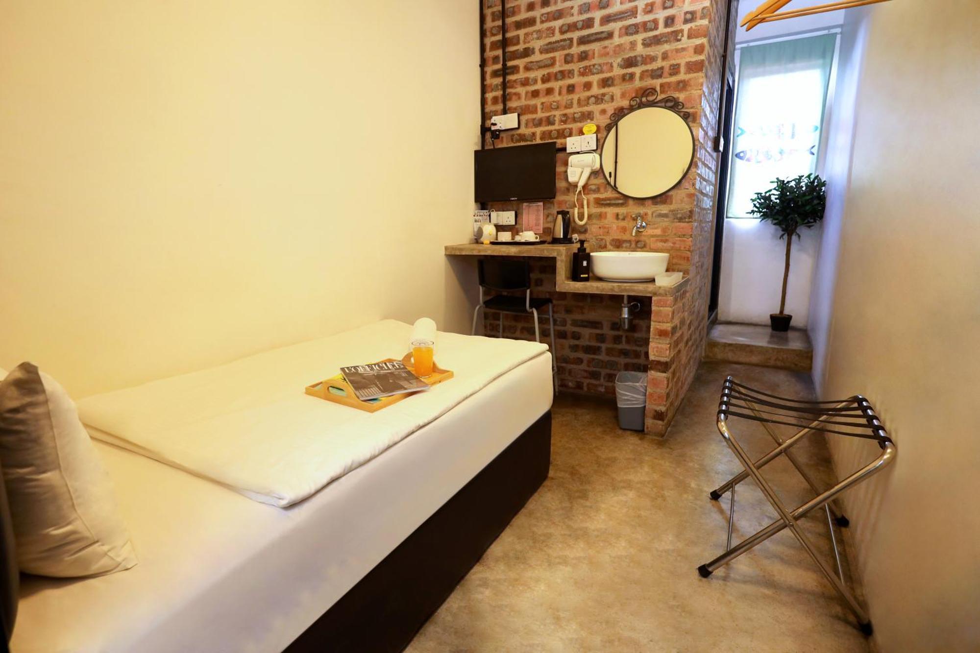 Suite 18 Boutique Hotel Kuala Terengganu Buitenkant foto